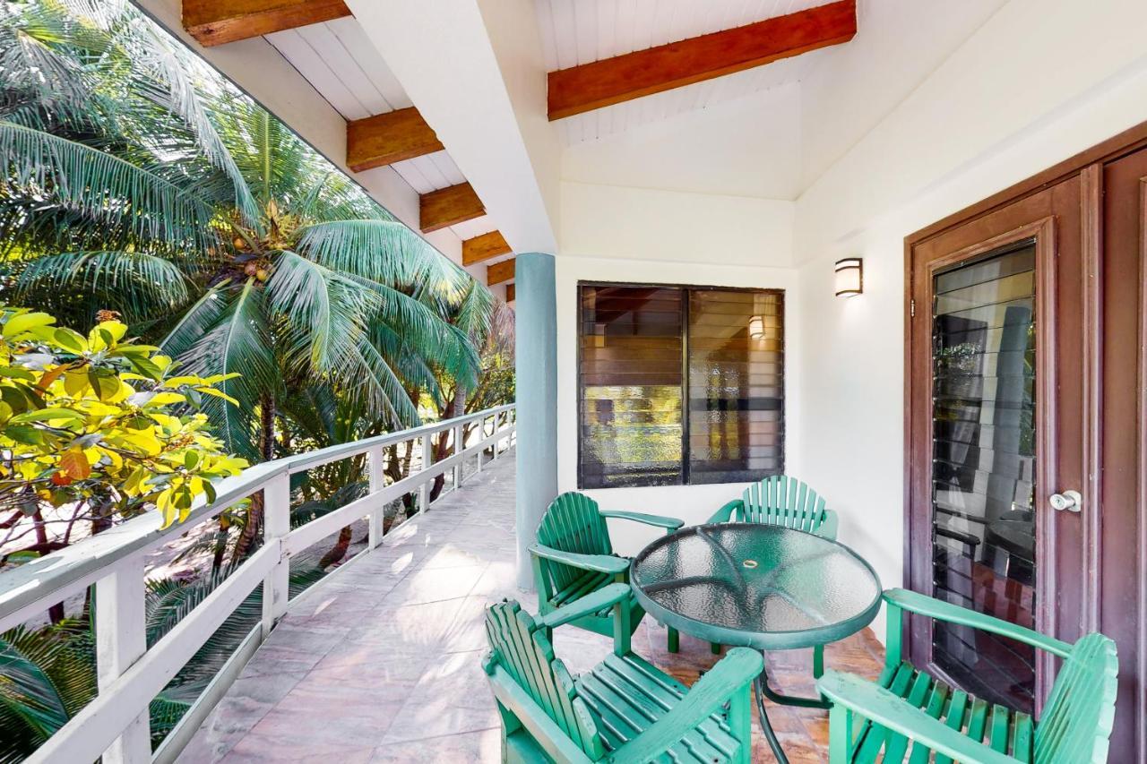 Condo #27 @ Beachside Villas Dangriga Exterior foto